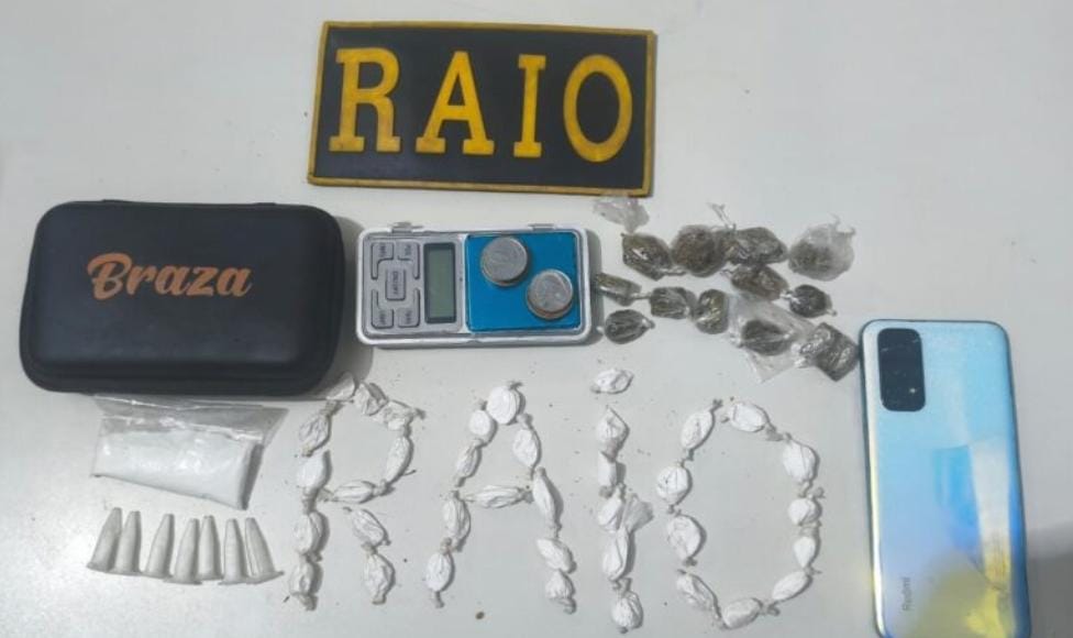 Homem é preso por suspeita de tráfico de drogas em Lavras da Mangabeira